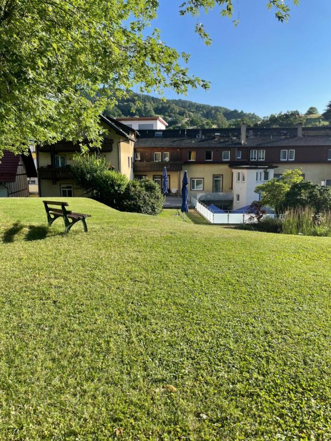 Hotel Gruner Baum Bühlertal Exterior foto